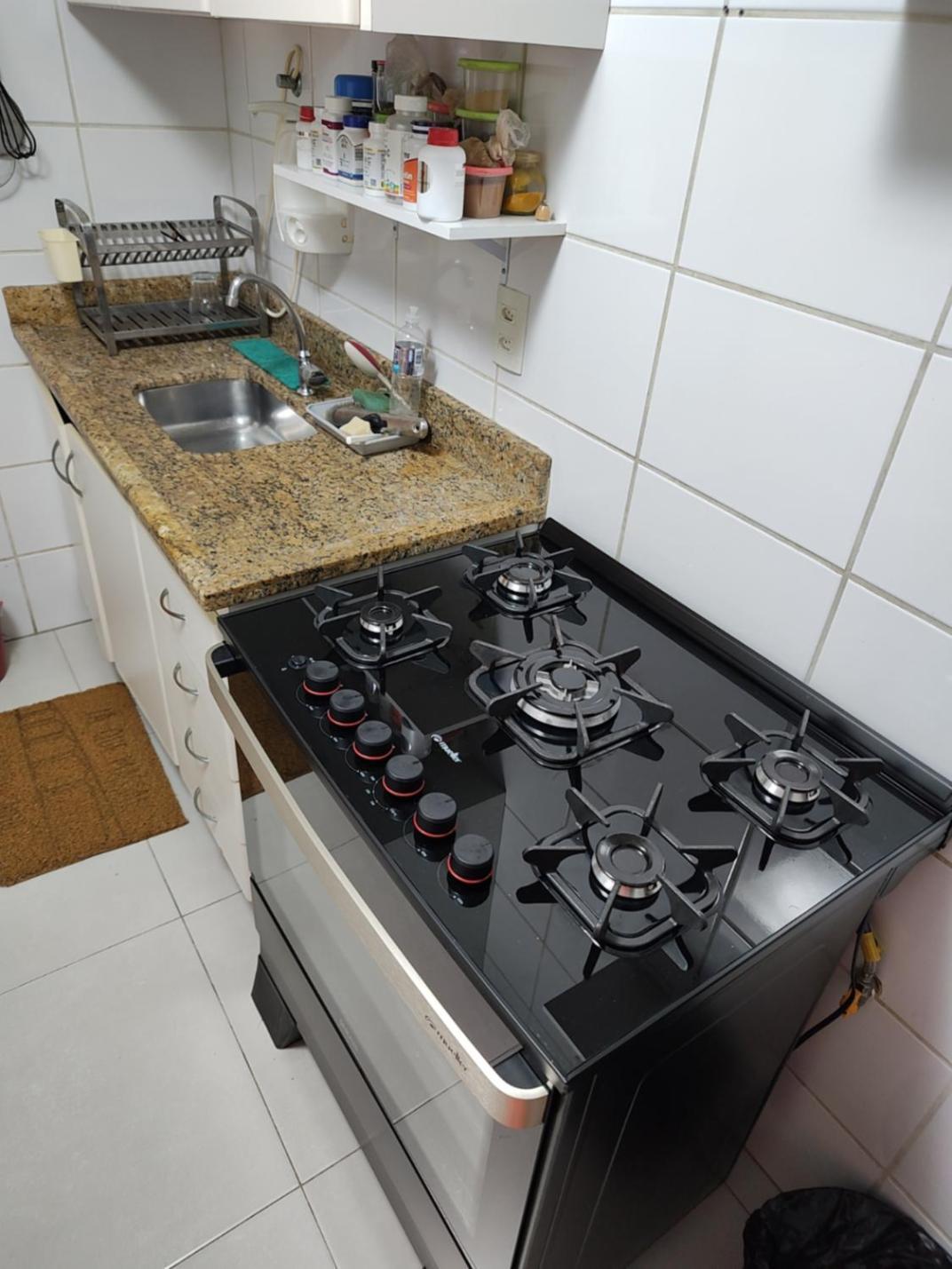 Homestay E Banheiro Privativos Com Garagem Fechada Em Aconchegante Em Jardim Da Penha *