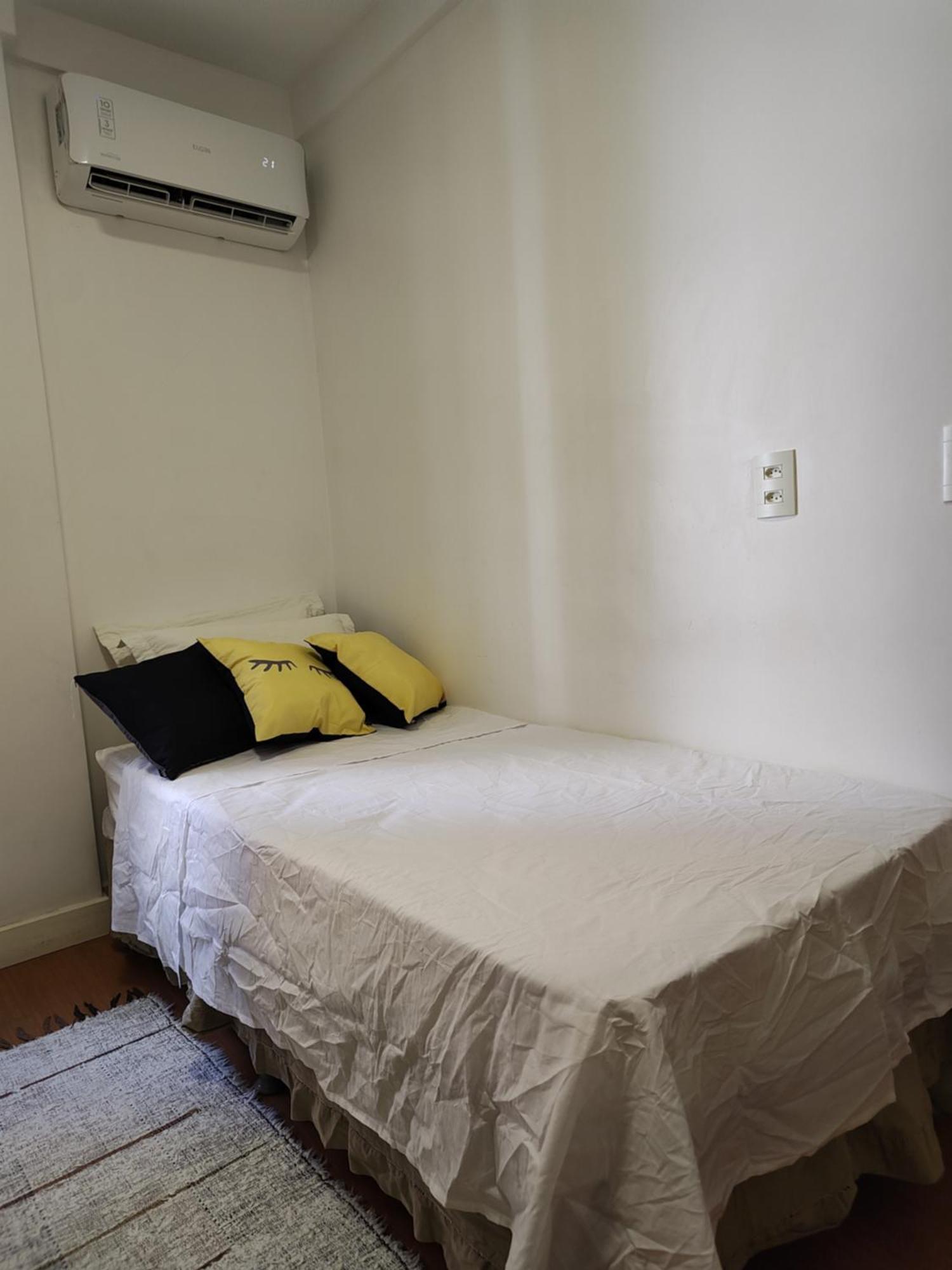 E Banheiro Privativos Com Garagem Fechada Em Aconchegante Em Jardim Da Penha *